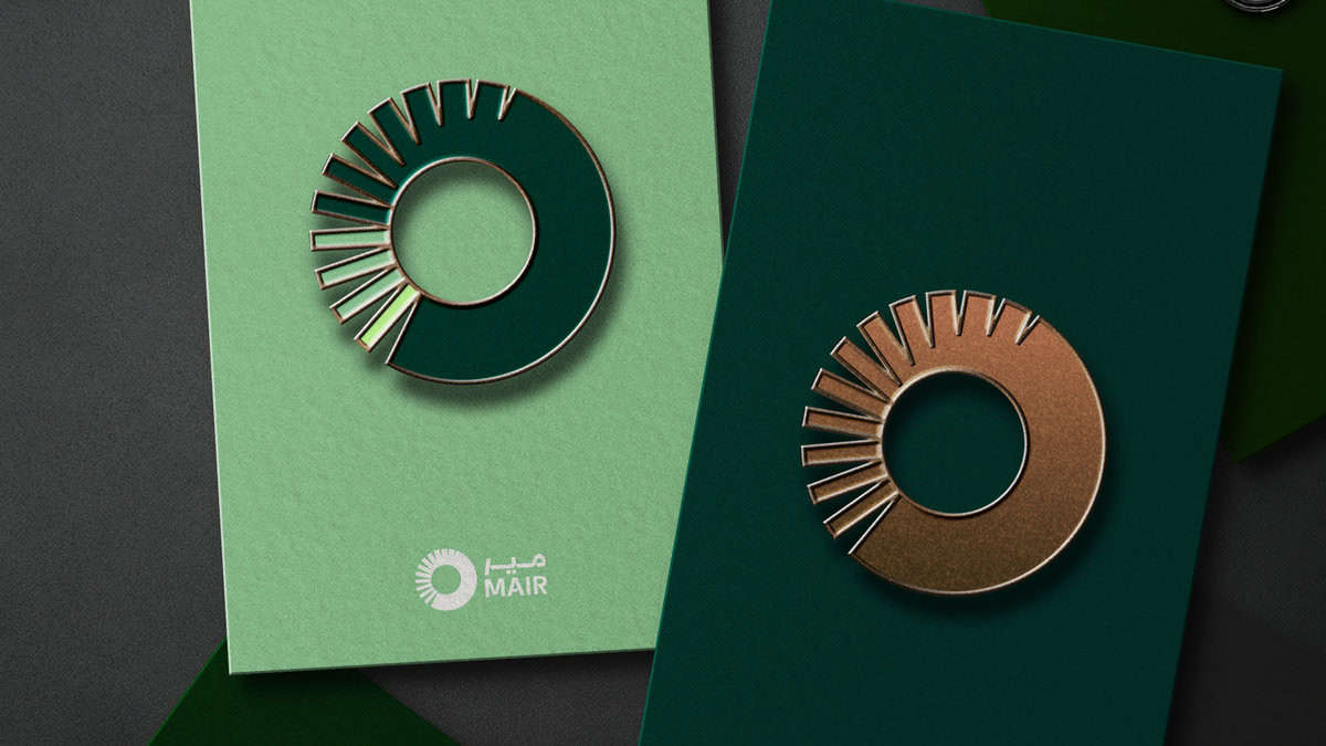 Brand Husl elegant green and gold business cards.